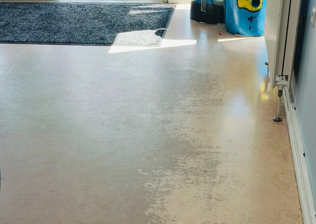 Slidte linoleumsgulve