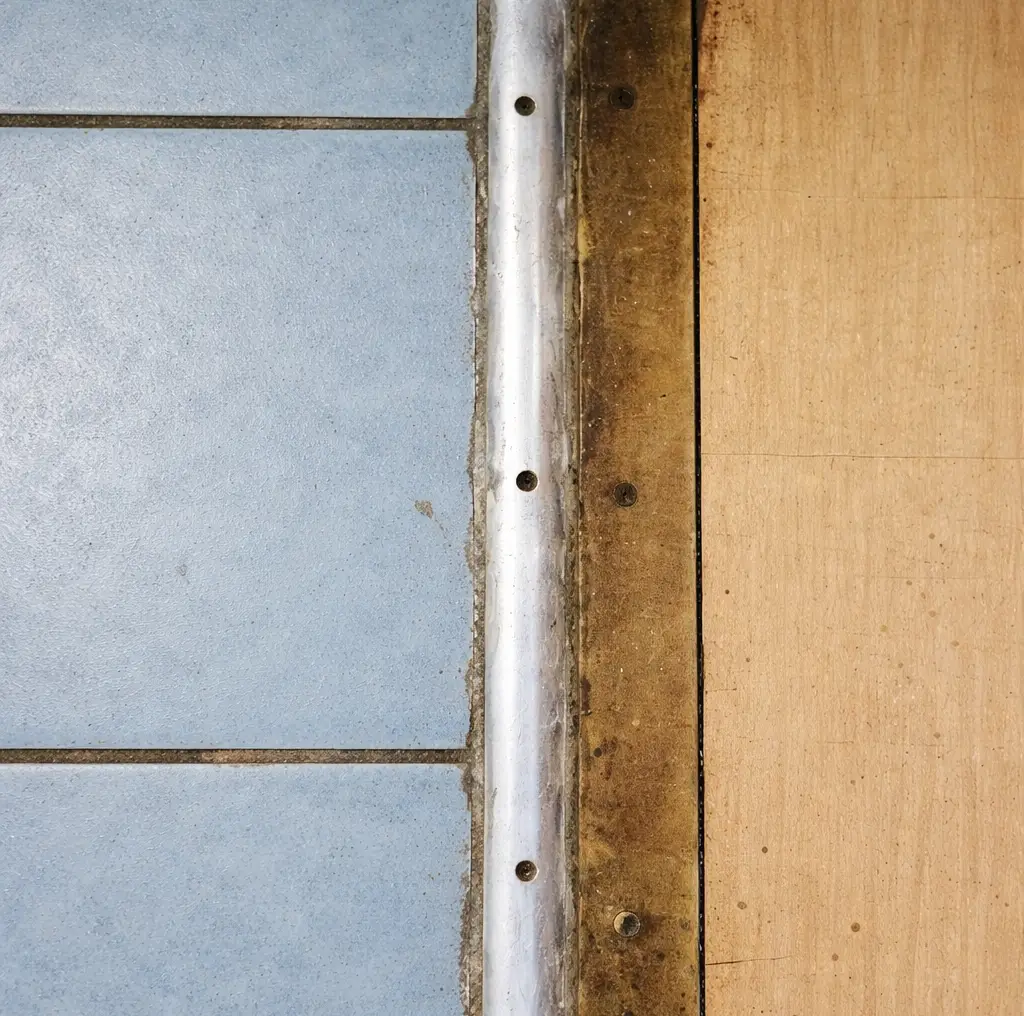 Fliser på trægulv