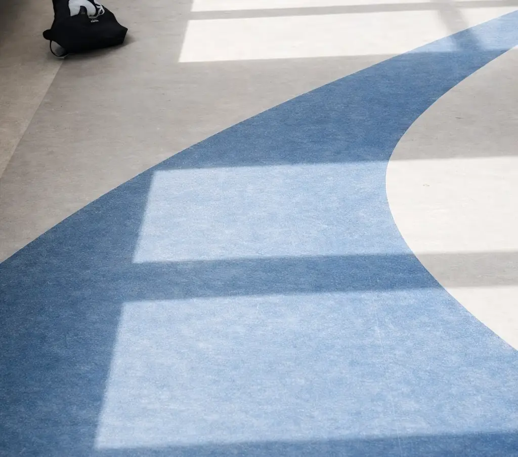 Linoleumsgulv blå mønster 