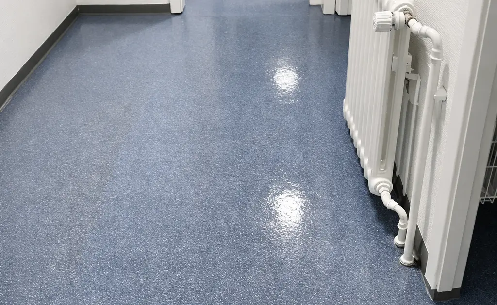 PUR på linoleum ny lagt gulv