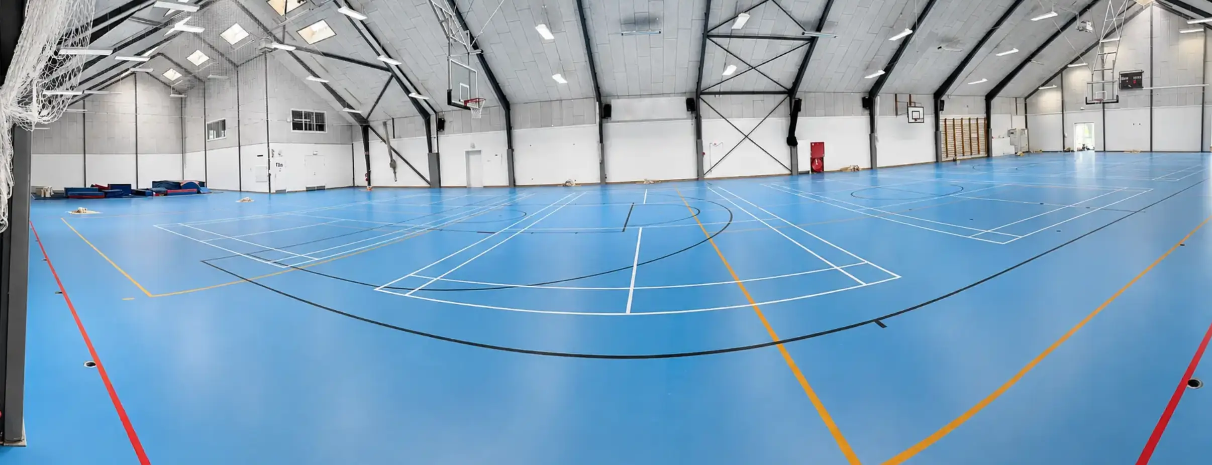 Klintsoegaard-sportshal-foer-scaled (1)