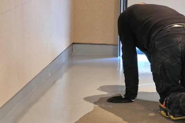 Epoxy lægges ud