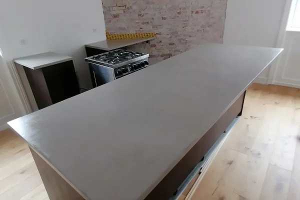Køkkenbordplade efter microcement