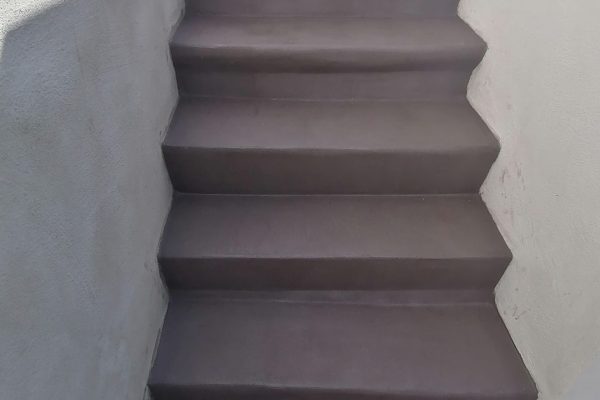 Trappe i microcement